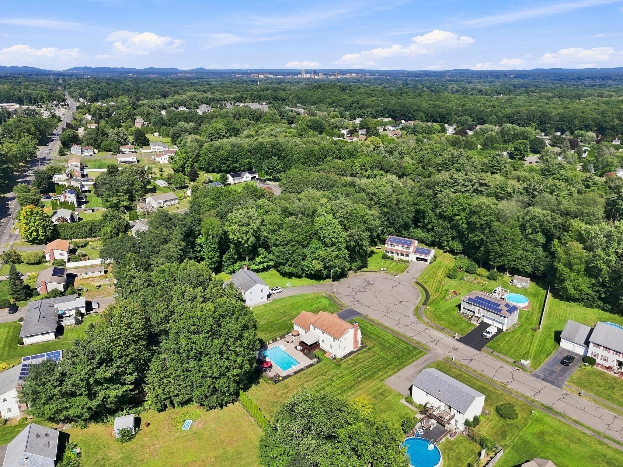 89 Zachary Ln, Agawam, MA Photo #5