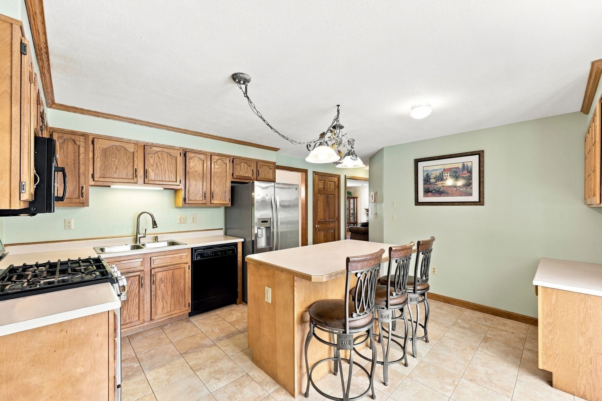 89 Zachary Ln, Agawam, MA Photo #15