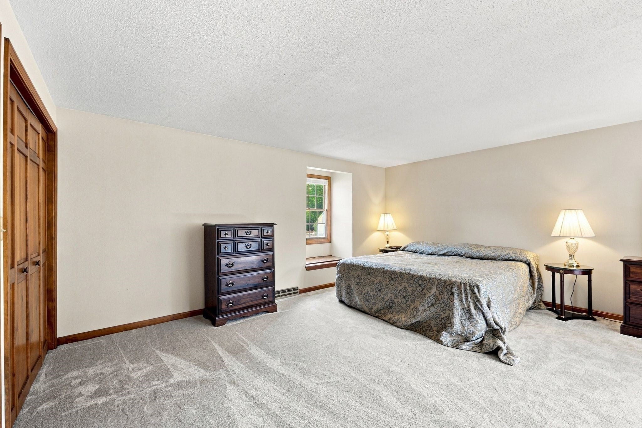 89 Zachary Ln, Agawam, MA Photo #20