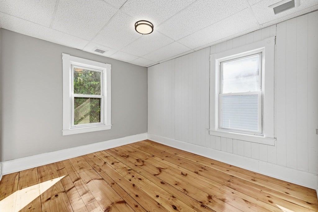 220 University Ave, Lowell, MA Photo #28