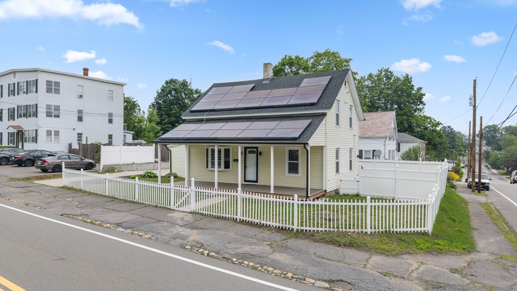 104 Middle St