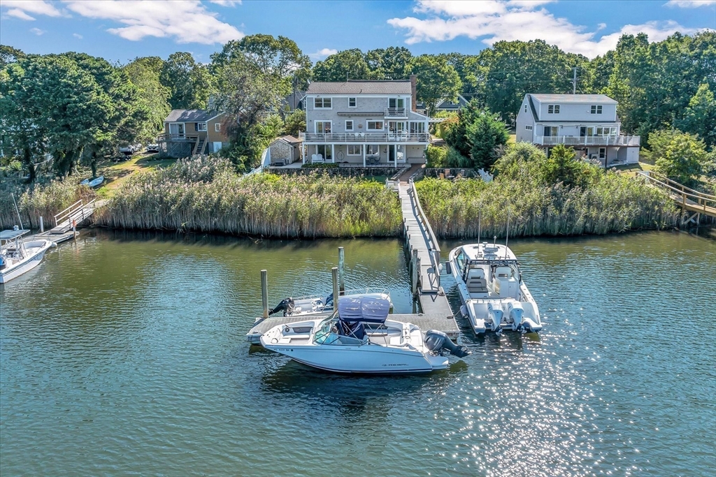 231 Edgewater Dr. West