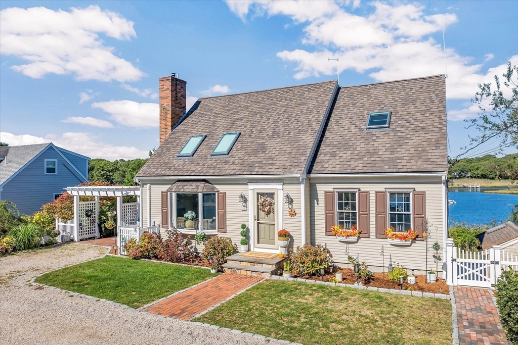 231 Edgewater Dr. West