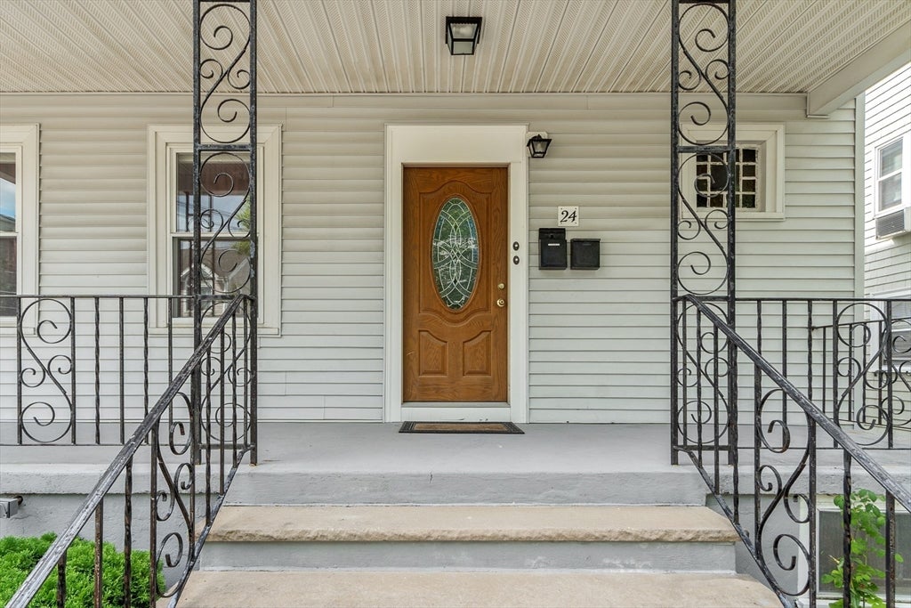24-26 Baker St