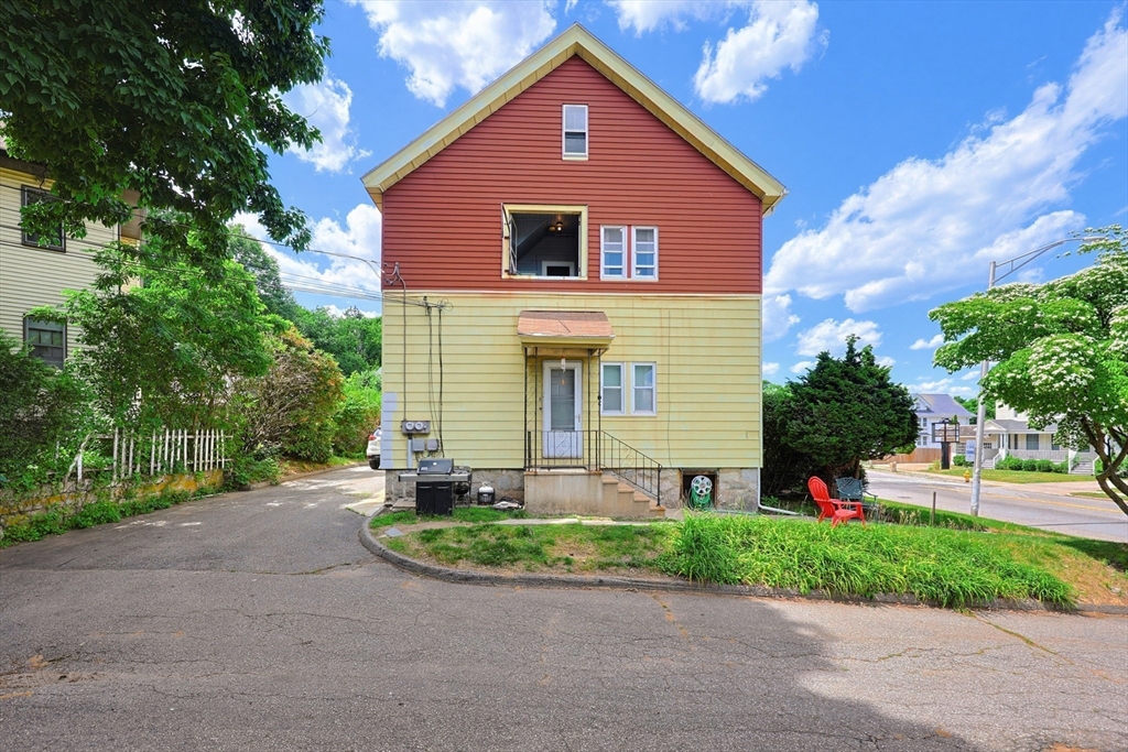 1 Hadwen Lane