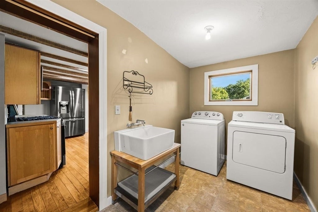 24 Benjamin Drive, Attleboro, MA Photo #11