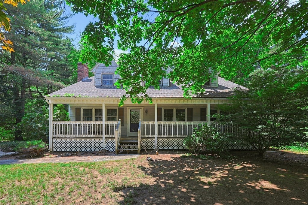 47 Sleepy Hollow Ln