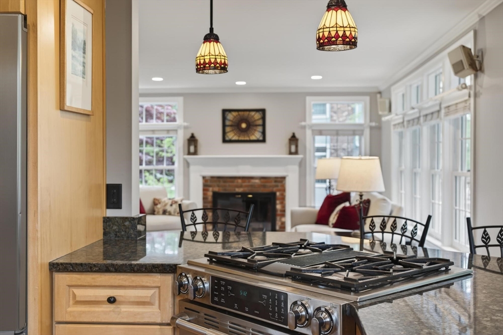 6 Jennifer Drive, Westford, MA Photo #11