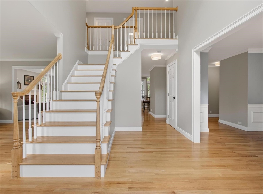 6 Jennifer Drive, Westford, MA Photo #5