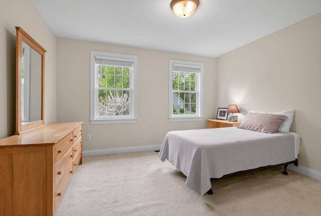 6 Jennifer Drive, Westford, MA Photo #28