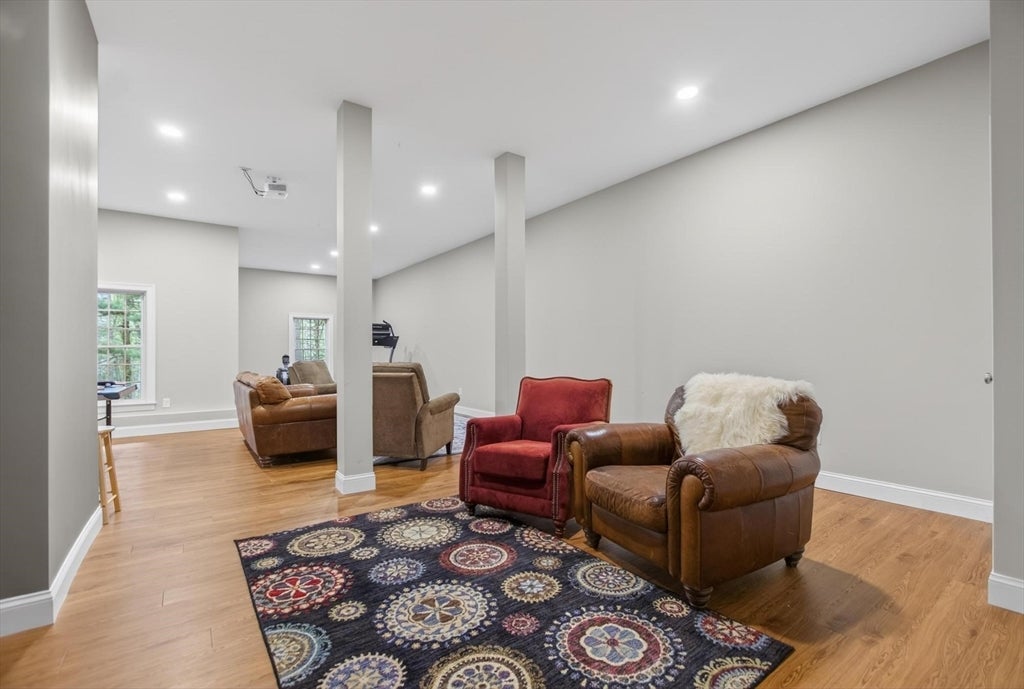 6 Jennifer Drive, Westford, MA Photo #33