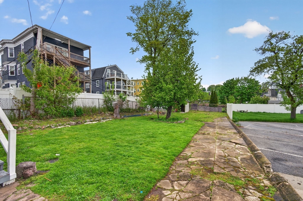 64 Topliff ST #3, Boston, MA Photo #30