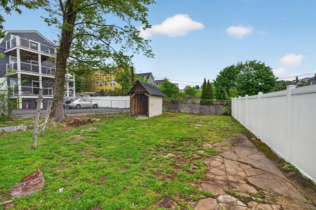 64 Topliff ST #3, Boston, MA Photo #32