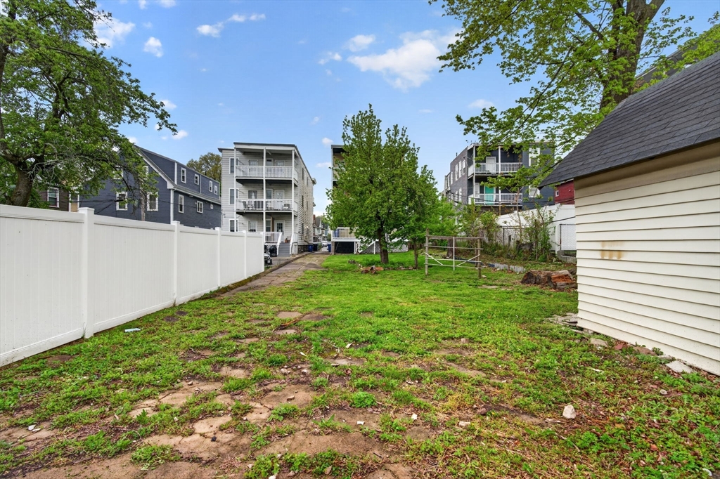 64 Topliff ST #3, Boston, MA Photo #37