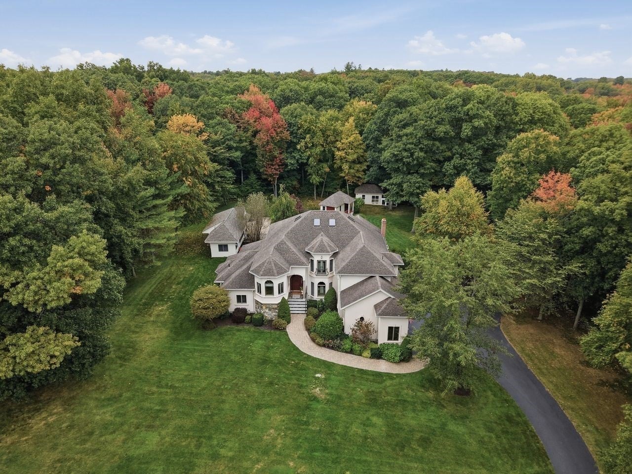 37 Putnam Hill Road, Sutton, MA, 37 Putnam Hill Road, Sutton, MA Photo #1