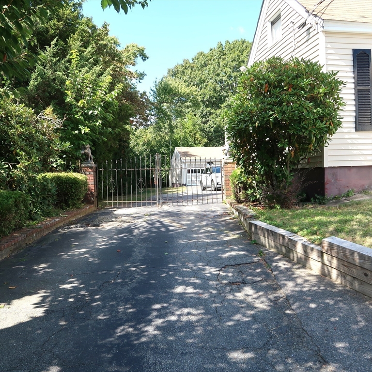 184 School Street