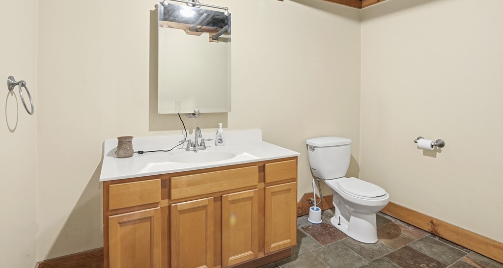 85 Millbury Road, Oxford, MA Photo #32