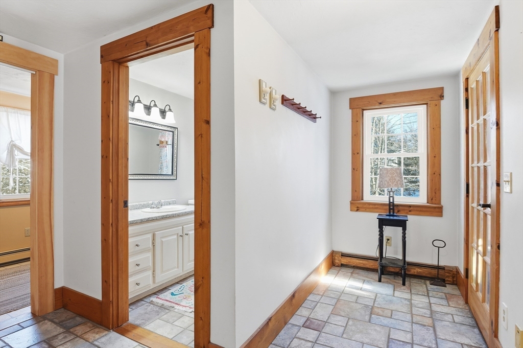 85 Millbury Road, Oxford, MA Photo #6