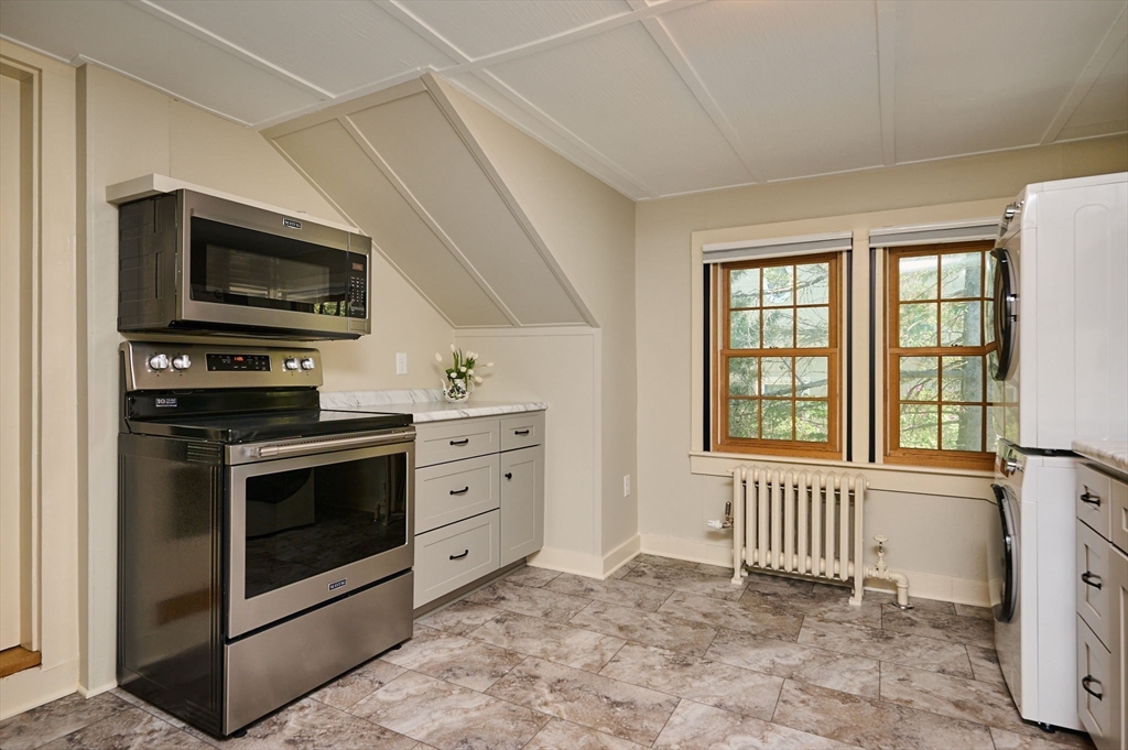 179 South St, Northampton, MA Photo #28