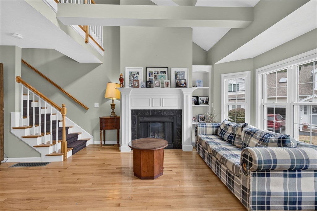 1 Tanglewood Park Dr #1, Haverhill, MA, 1 Tanglewood Park Dr #1, Haverhill, MA Photo #4