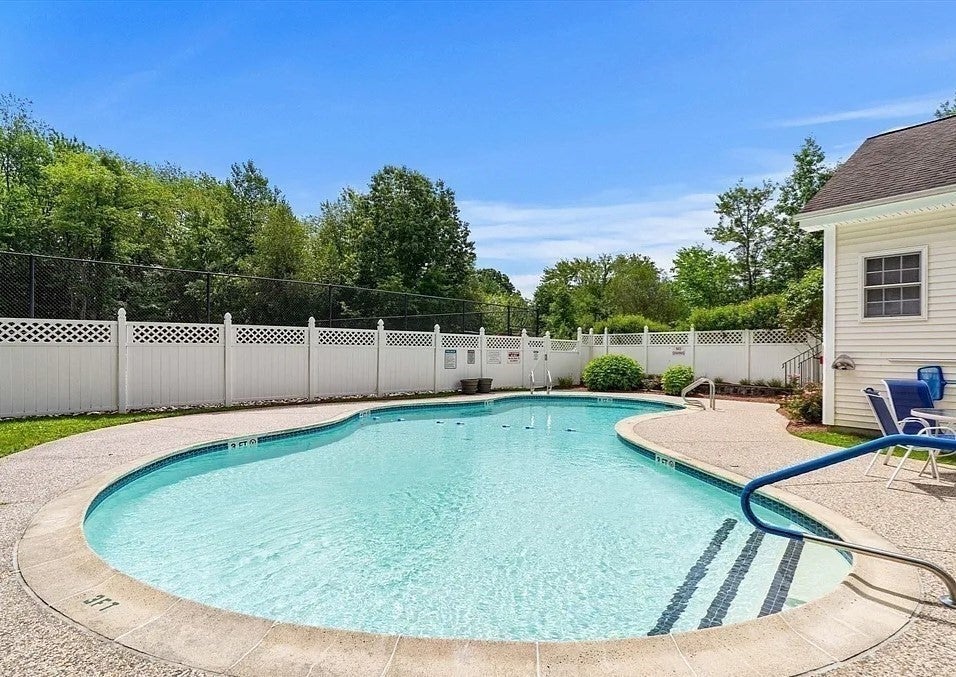 1 Tanglewood Park Dr #1, Haverhill, MA, 1 Tanglewood Park Dr #1, Haverhill, MA Photo #33