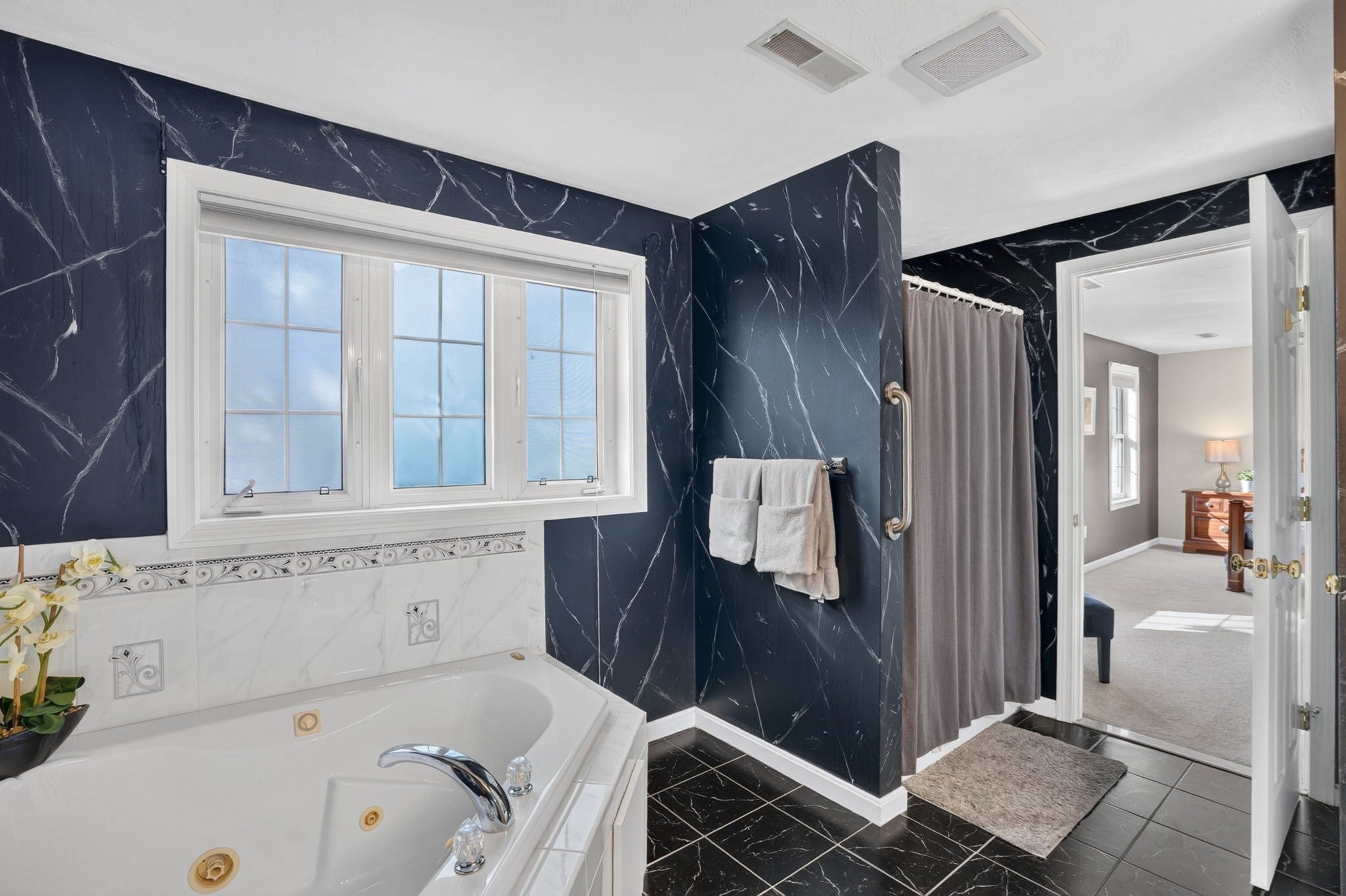 1 Tanglewood Park Dr #1, Haverhill, MA, 1 Tanglewood Park Dr #1, Haverhill, MA Photo #29