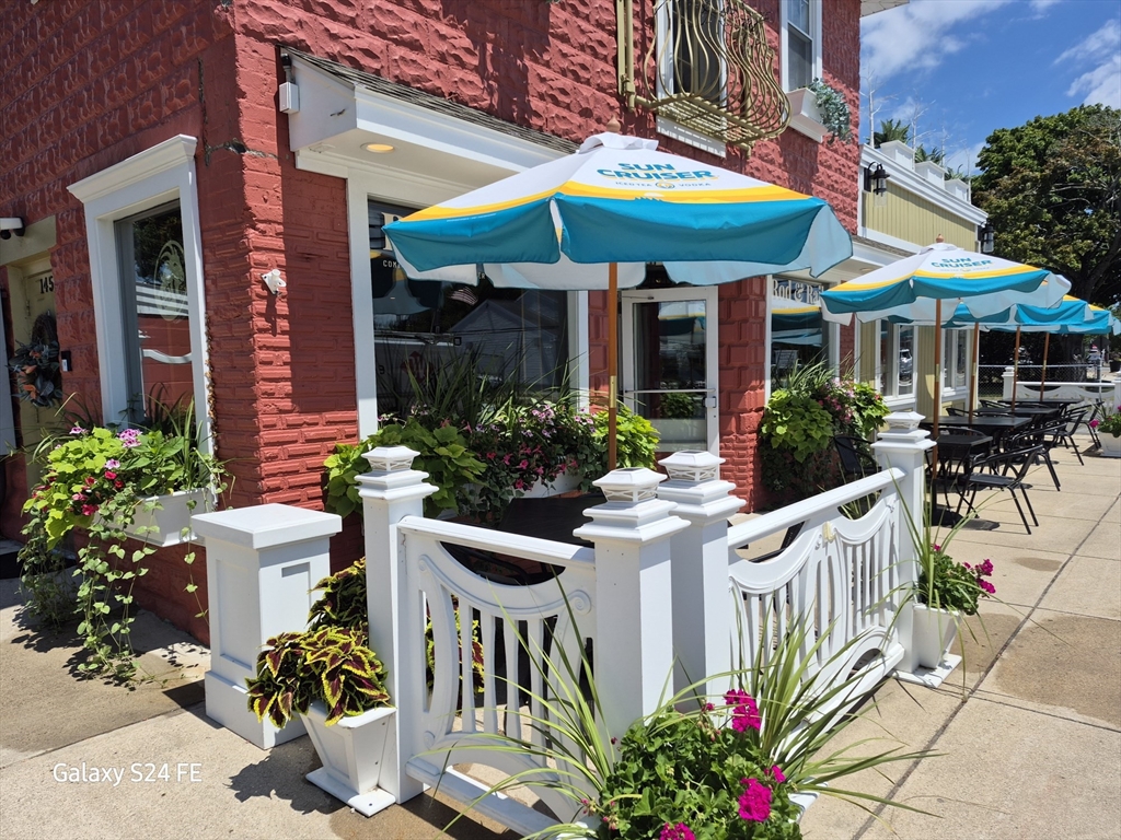 0 Main St