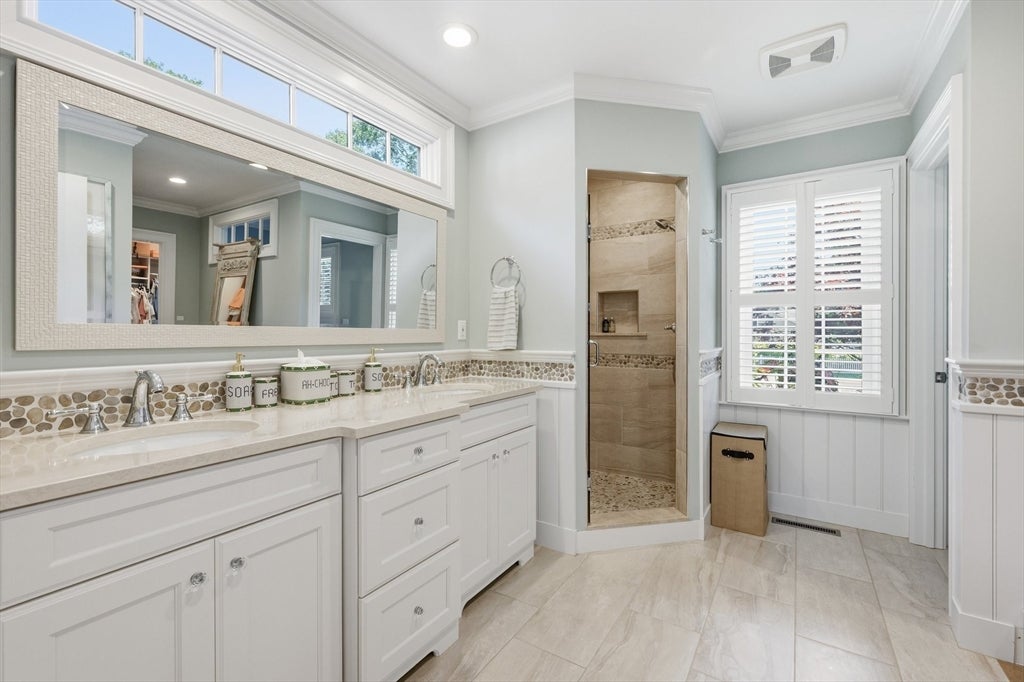 313 Bridge Street, Barnstable, MA, 313 Bridge Street, Barnstable, MA Photo #16