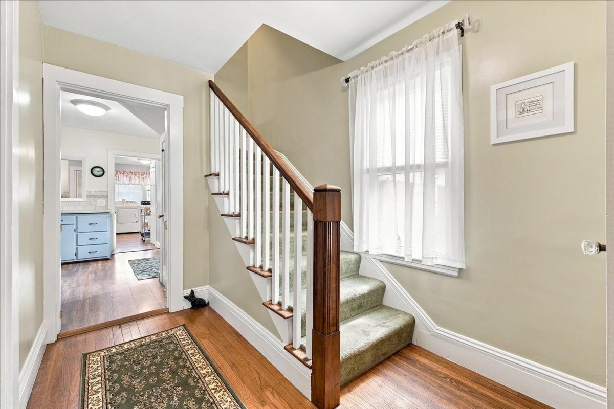 10 Azalea Cir