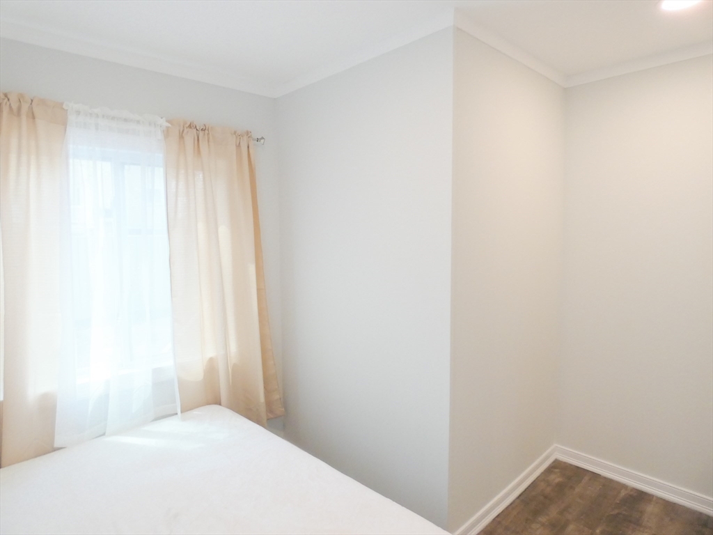 5 Kenwood St 2