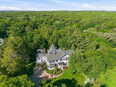 Photo of 31 B0yles Street, Beverly, MA 01915 (MLS # 73536291)