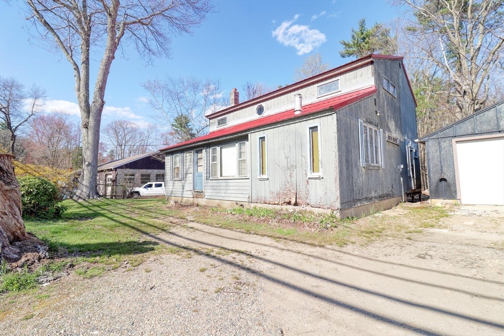 319 Main Street, Plaistow, NH Photo #15