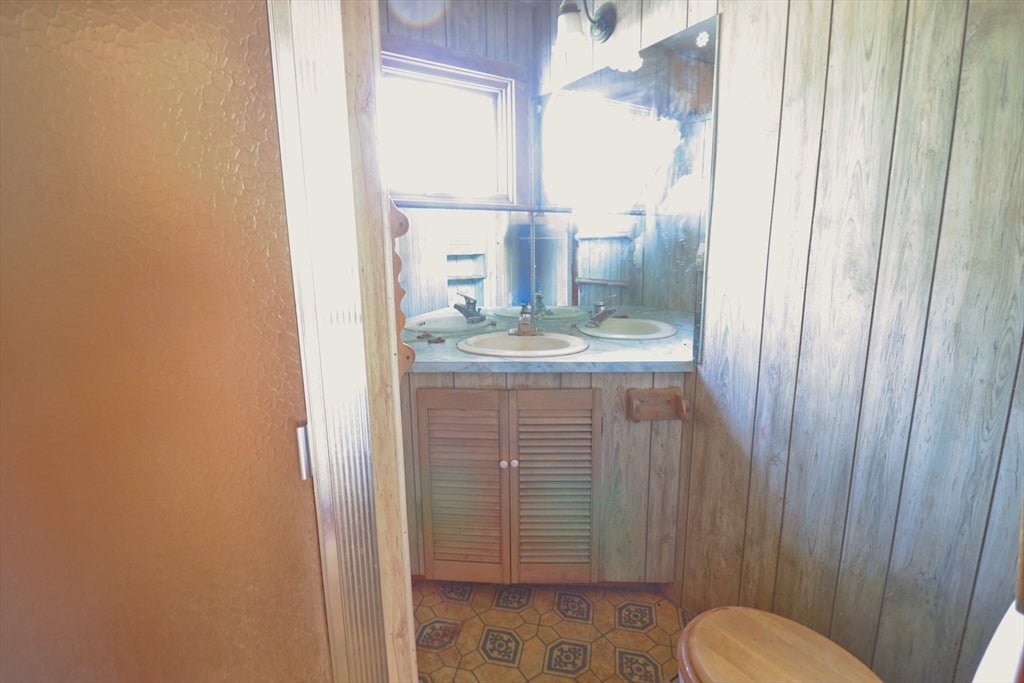 319 Main Street, Plaistow, NH Photo #29