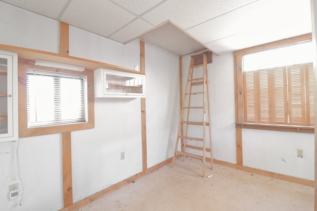 319 Main Street, Plaistow, NH Photo #22