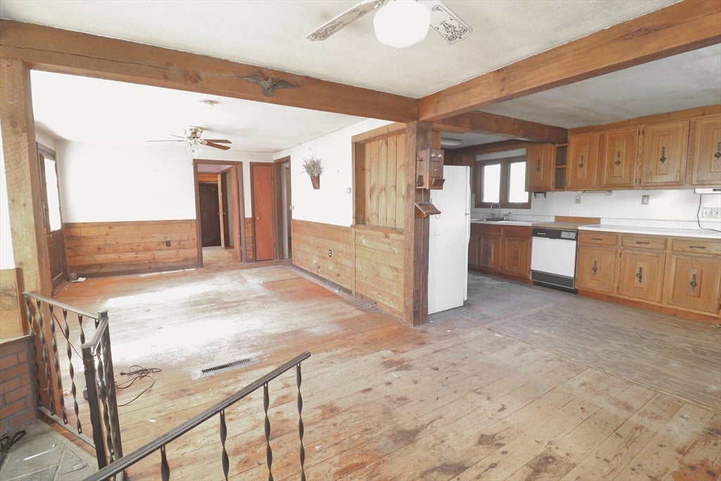 319 Main Street