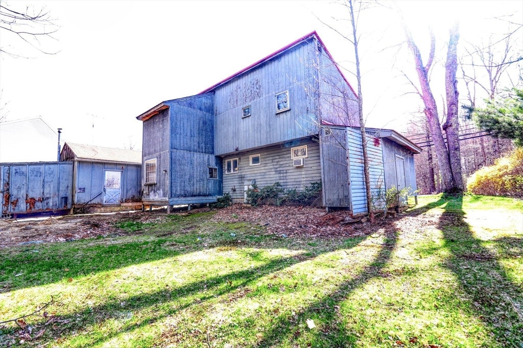 319 Main Street