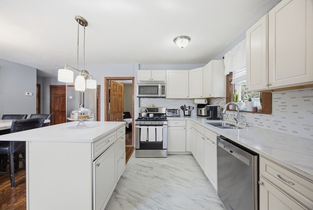 636 Dighton Ave, Taunton, MA, 636 Dighton Ave, Taunton, MA Photo #5