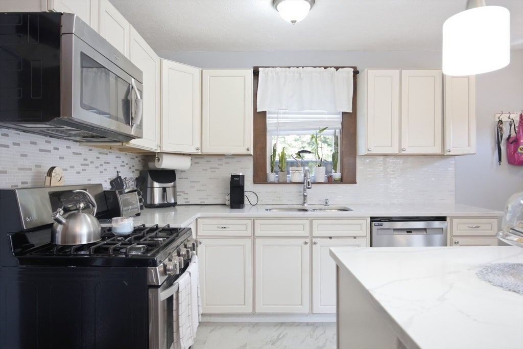 636 Dighton Ave, Taunton, MA, 636 Dighton Ave, Taunton, MA Photo #6