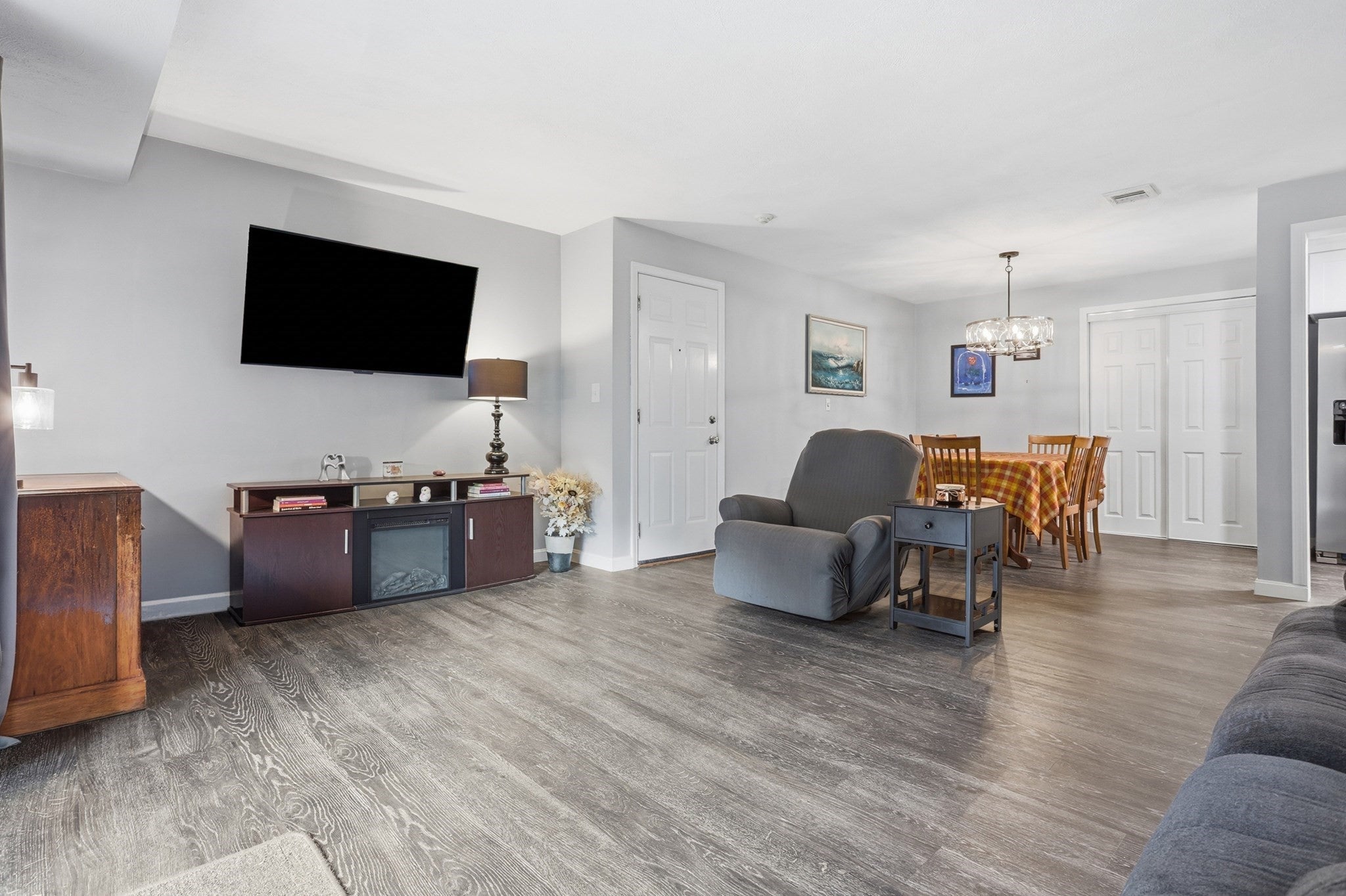 10 Village Ln #15, Tyngsborough, MA, 10 Village Ln #15, Tyngsborough, MA Photo #12