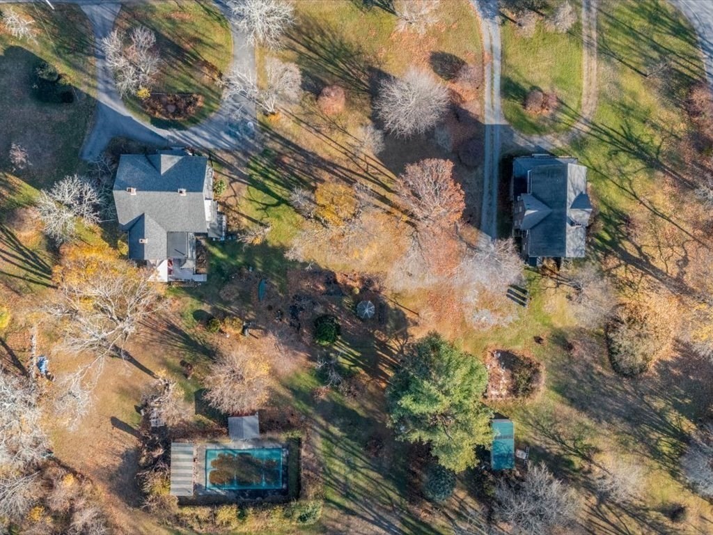 889 Gardners Neck Rd.