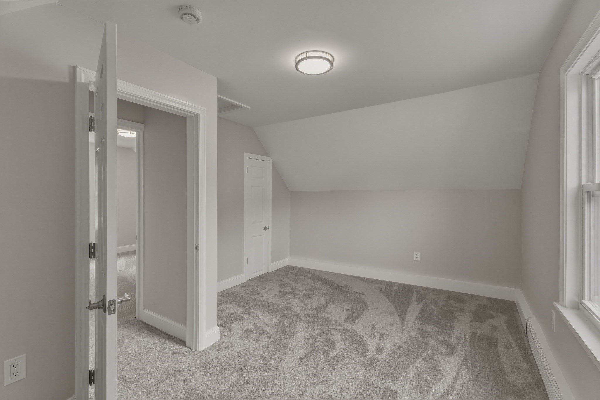 12 L St, Lowell, MA, 12 L St, Lowell, MA Photo #16