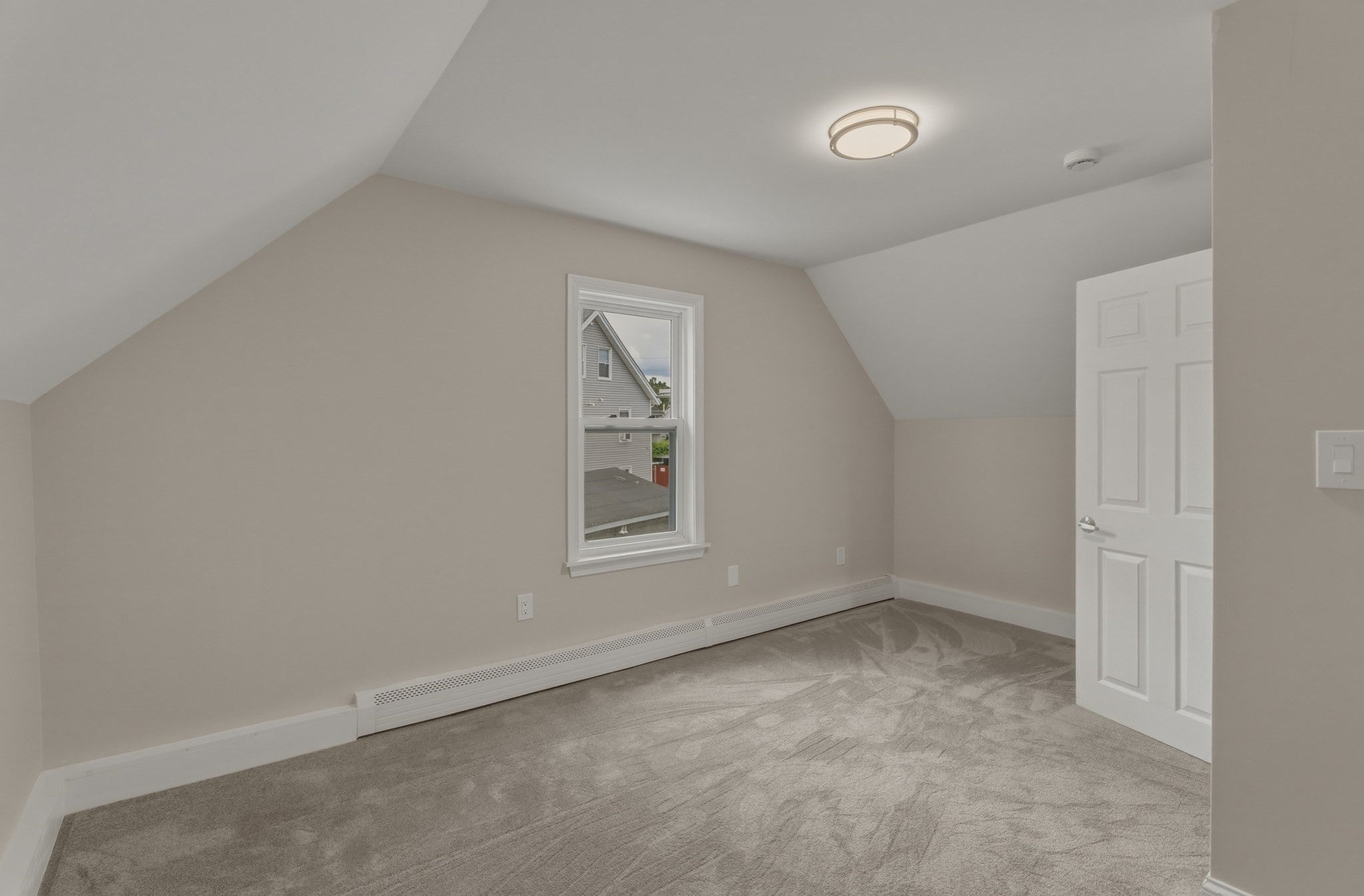 12 L St, Lowell, MA, 12 L St, Lowell, MA Photo #15