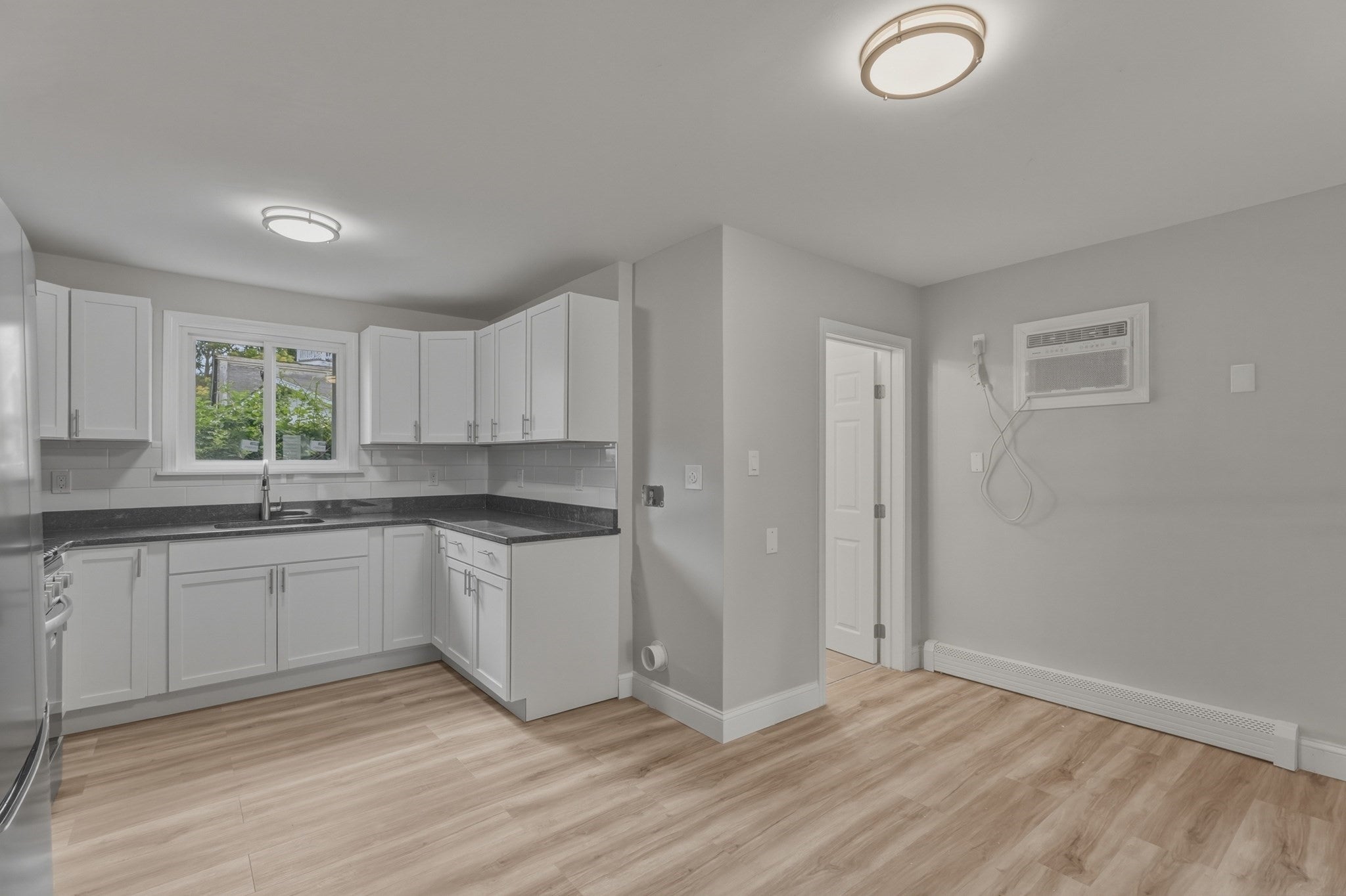 12 L St, Lowell, MA, 12 L St, Lowell, MA Photo #8