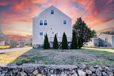 8 Pine St 1 Peabody MA 01960