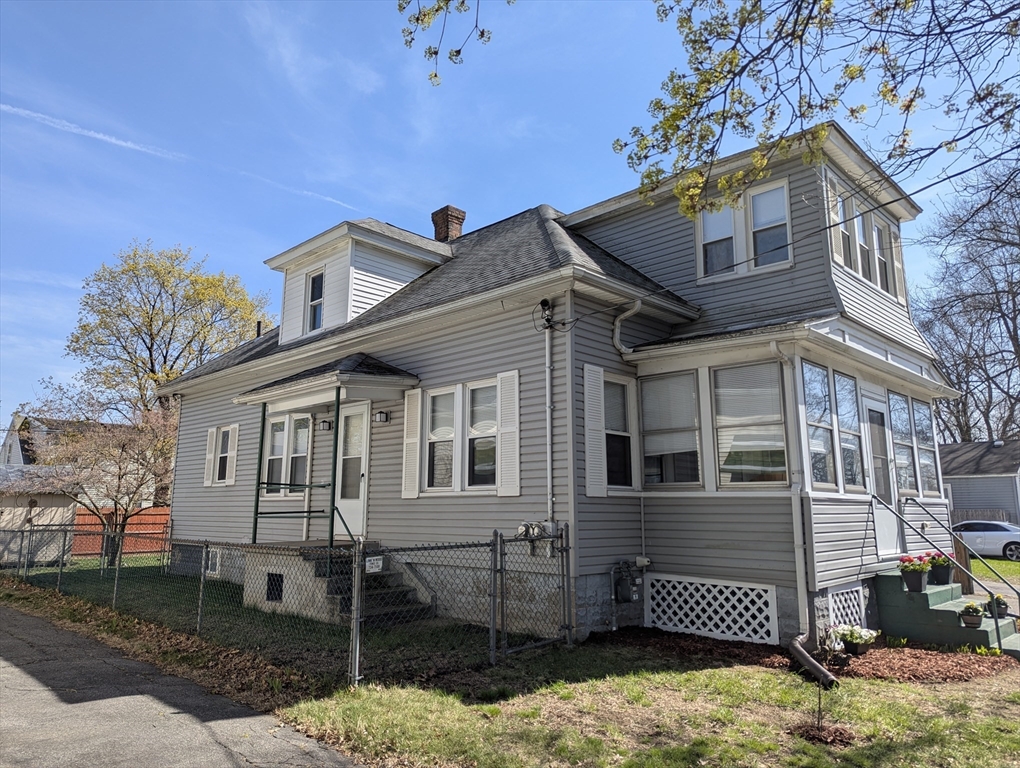17 Utica Street