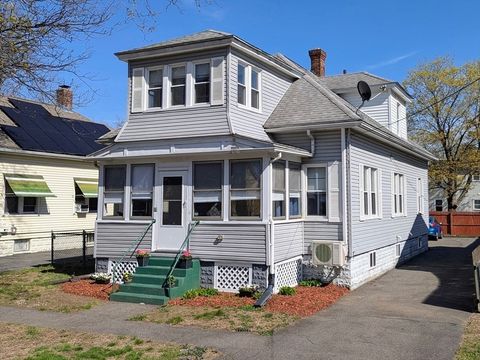 17 Utica Street Springfield MA 01104