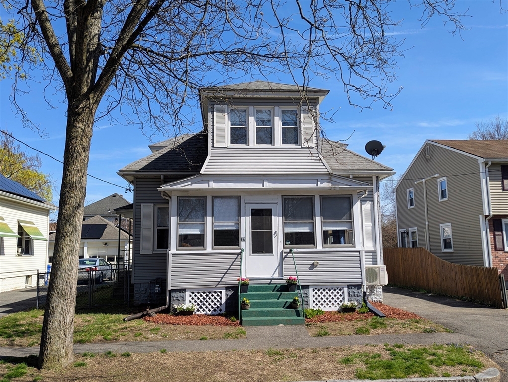 17 Utica Street