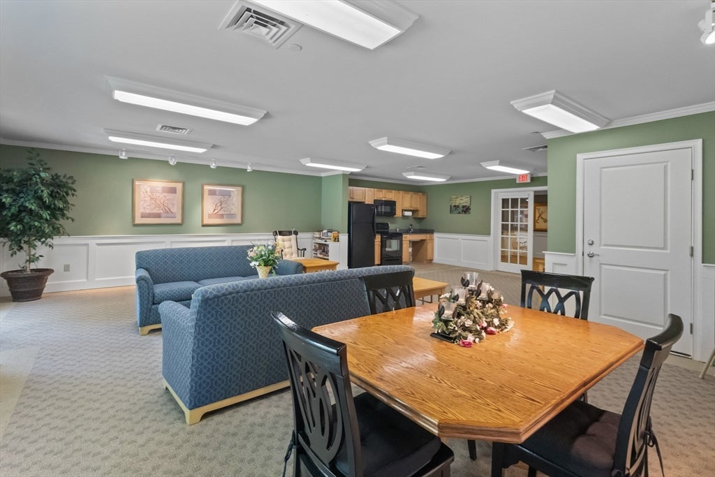 1818 Main Street #216, Holden, MA Photo #30