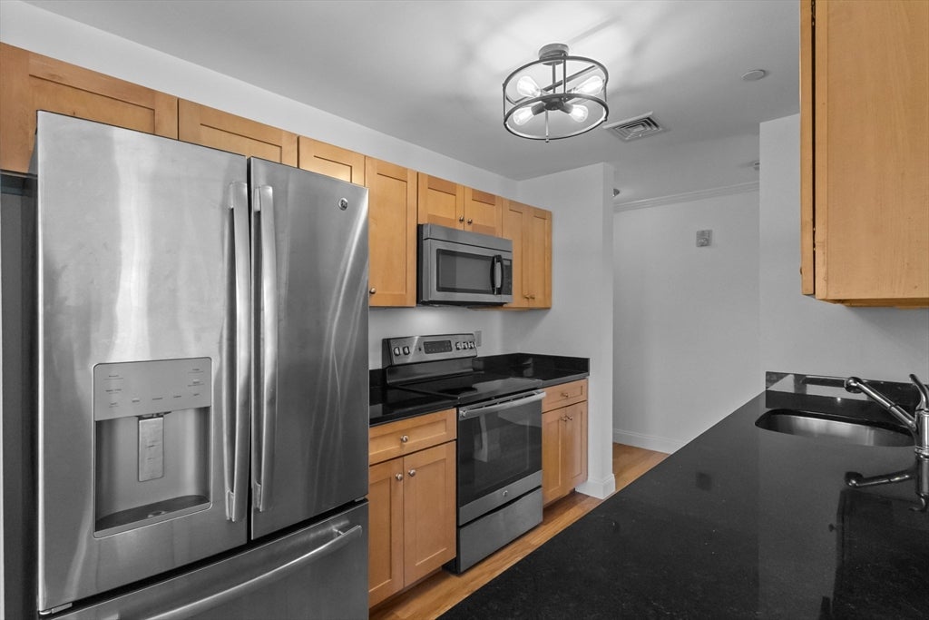 1818 Main Street #216, Holden, MA Photo #14