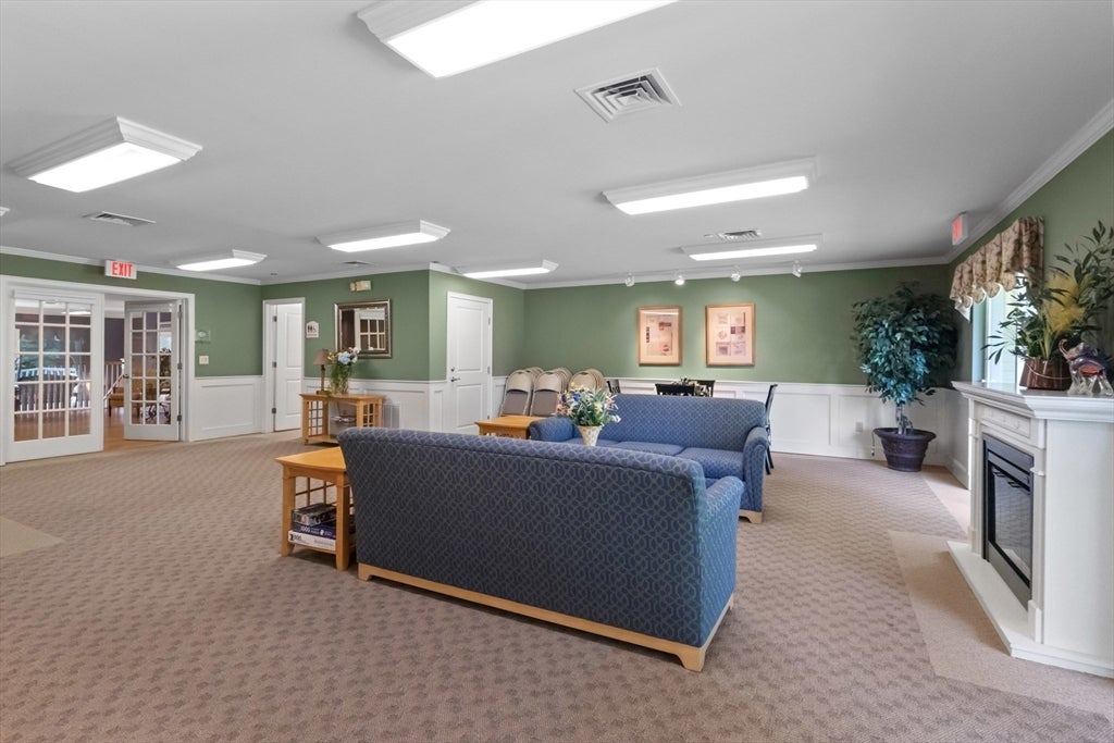 1818 Main Street #216, Holden, MA Photo #31